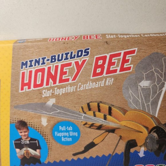 NEW DIY HONEY BEE MODEL Flapping Wing Eco Friendly Cardboard Craft Kit 3D Puzzle - Picture 11 of 16